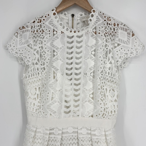 Ted Baker London Emelia Lace Eyelet Tulip Dress Women’s Size 2 in White - EUC! - Picture 4 of 16